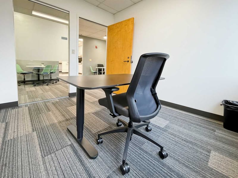 Regus - 10202 5th Ave NE, 98125 - Seattle image 11