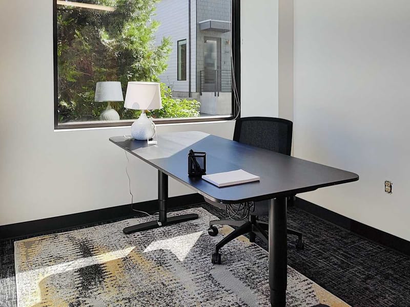 Regus - 10202 5th Ave NE, 98125 - Seattle image 4