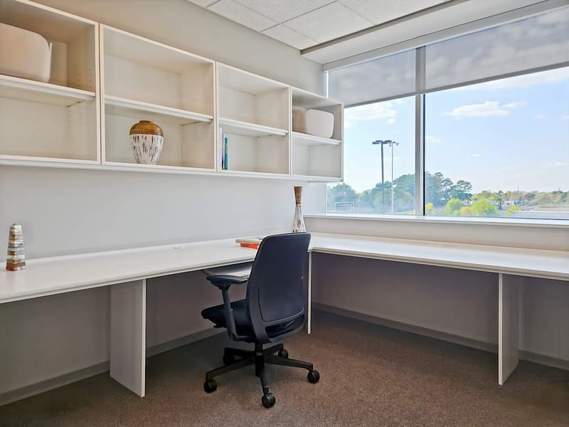 Regus - 2321 Energy Drive, 44641 - Louisville image 4