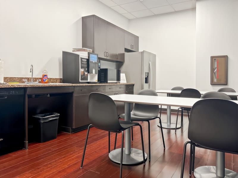 Regus - 295 E Renfro St, 76028 - Burleson image 13