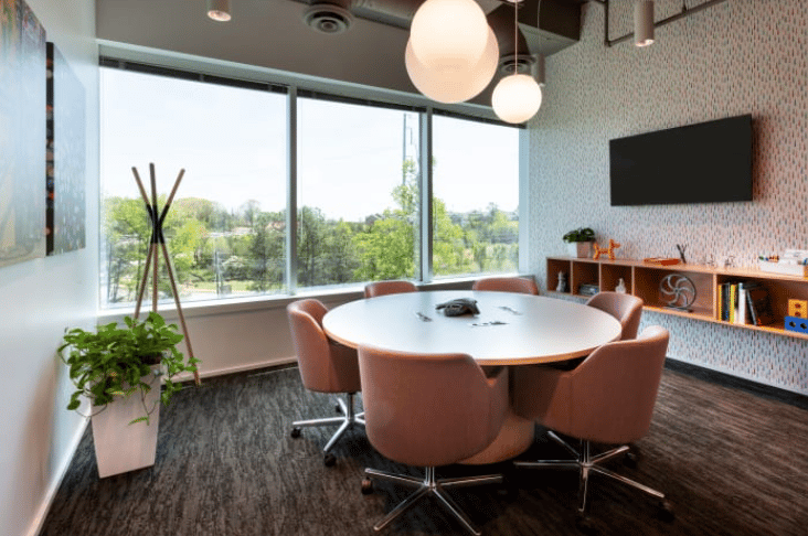 IWG (Regus) - 2751 E Jefferson Ave, 48207 - Detroit - MI image 9