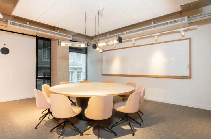 IWG (Regus) - 645 Grand River, 48843 - Howell - MI image 2