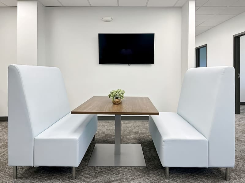 IWG (Regus) - 4595 Broadmoor Ave SE, 49512 - Grand Rapids - MI image 5