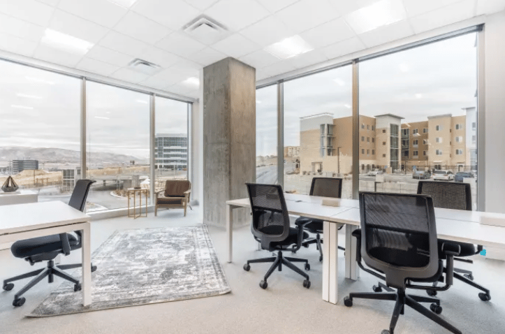 IWG (Regus) - 7095 S Ballpark Drive, 53132 - Franklin, WI image 6