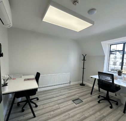 Nammu Workplace - Apple Market Hub - 9 Crown Passage, KT1 1JD - Kingston image 4