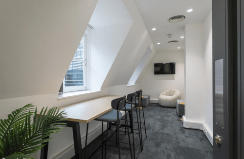 Stage re (Managed 1,070 sqft) - 72 Cannon St, EC4N - Bank image 3