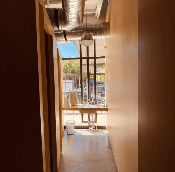 Shampoo Films (Managed 1,000 - 1,400 sqft) - 1 Maouer Street, 11745, Athens image 7