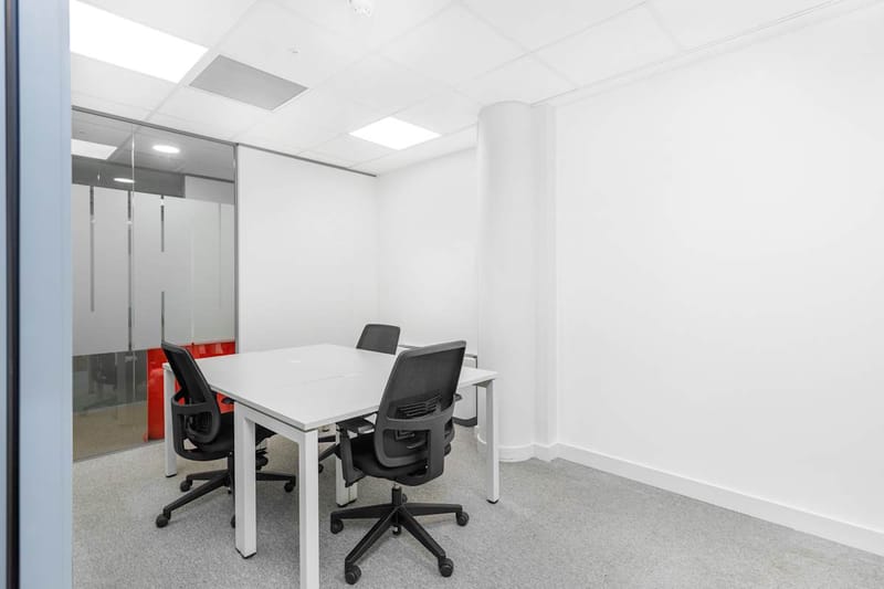 (Duplicate) REGUS - One Elmfield Park image 4