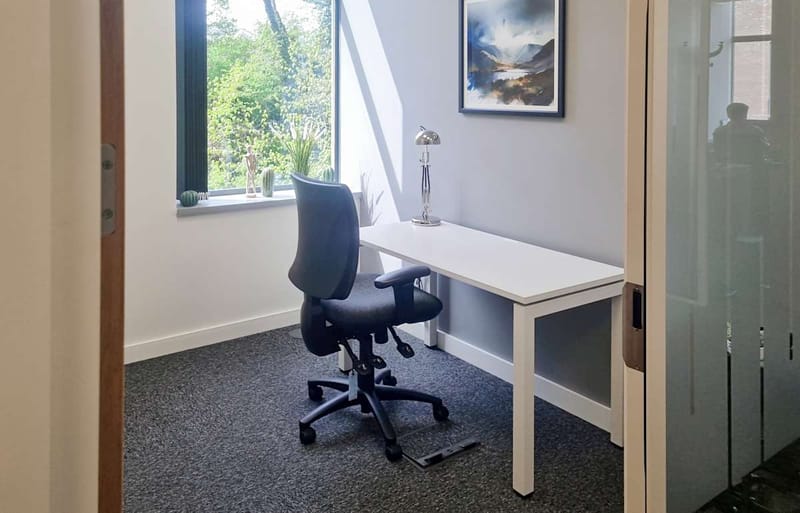 Regus - Station Road,1 Waterside image 4