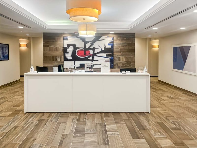 Regus - 125 South Wacker Dr,Suite 300 image 3