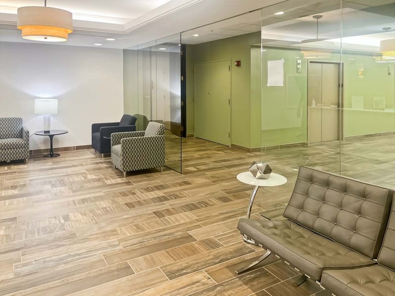 Regus - 125 South Wacker Dr,Suite 300 image 6