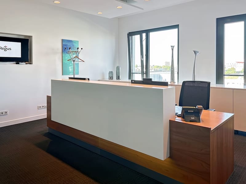 Regus - 6th floor,Erna-Scheffler-Strasse 1a image 4