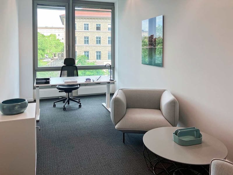 Regus - 3rd floor Rotebuehlplatz 23 image 7