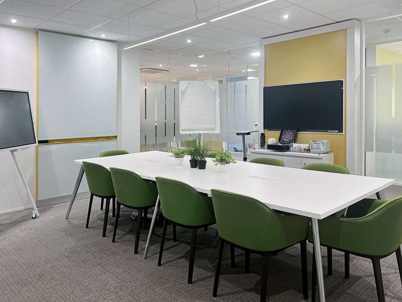 Regus - 9- 11 rue Gaston Boyer image 3