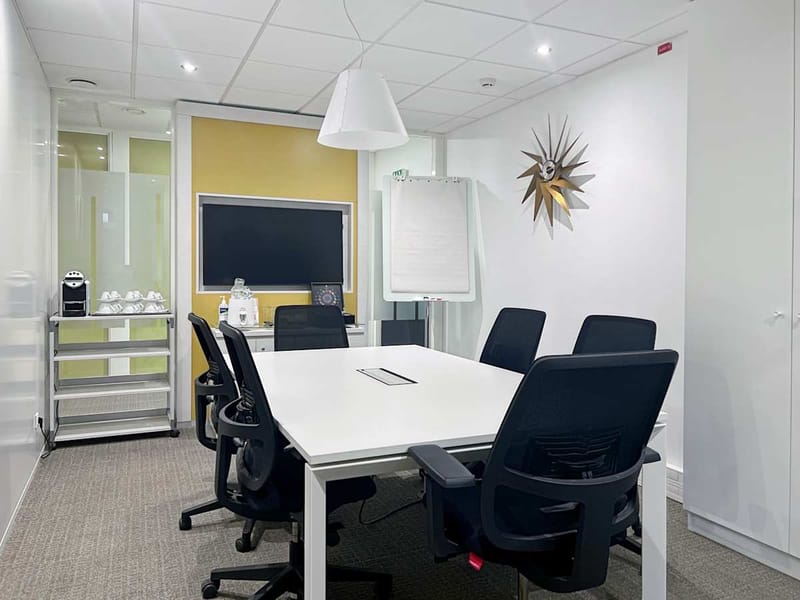 Regus - 9- 11 rue Gaston Boyer image 9