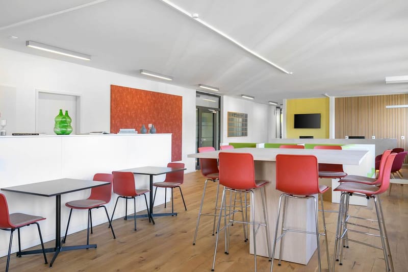 Regus - GF, 1st, 2nd, 3rd, 4th floor,Karl-Ferdinand-Braun-Str. 5 image 8