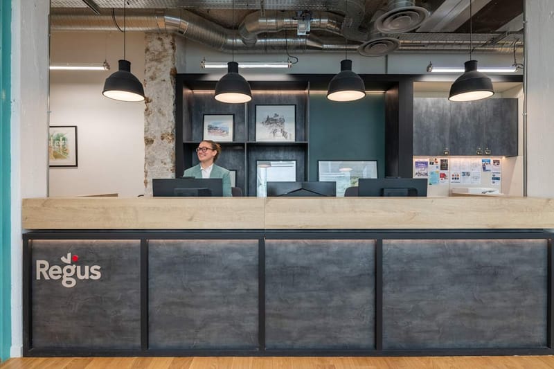 Regus - 64 Avenue Parmentier image 2
