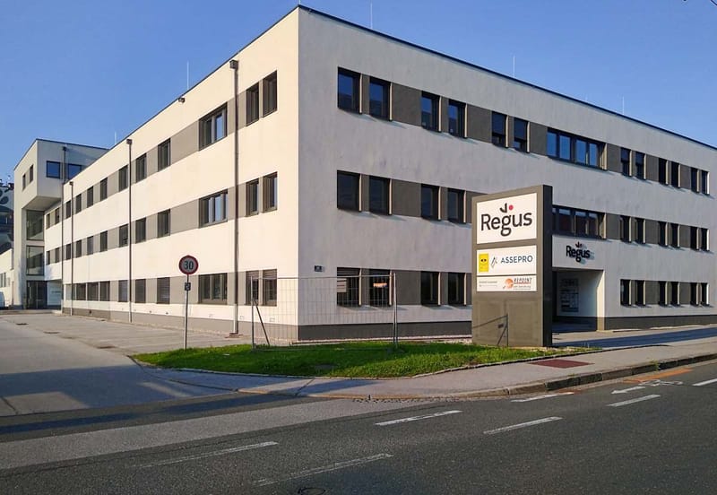 Regus - Siezenheimerstrasse 35 image 2