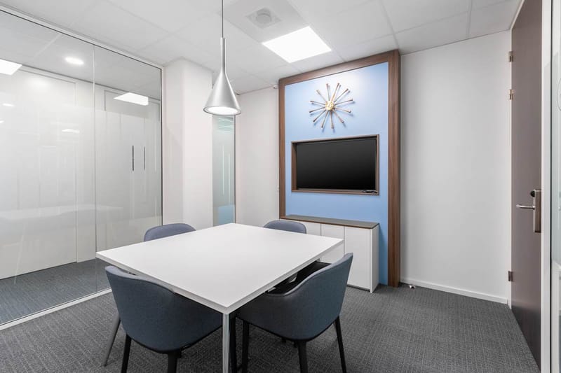 Regus - OLYMPIA 2D image 9