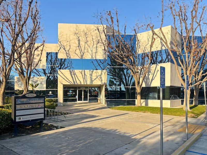 Hq - 5701 Truxtun Ave.,Suite 220 image 13