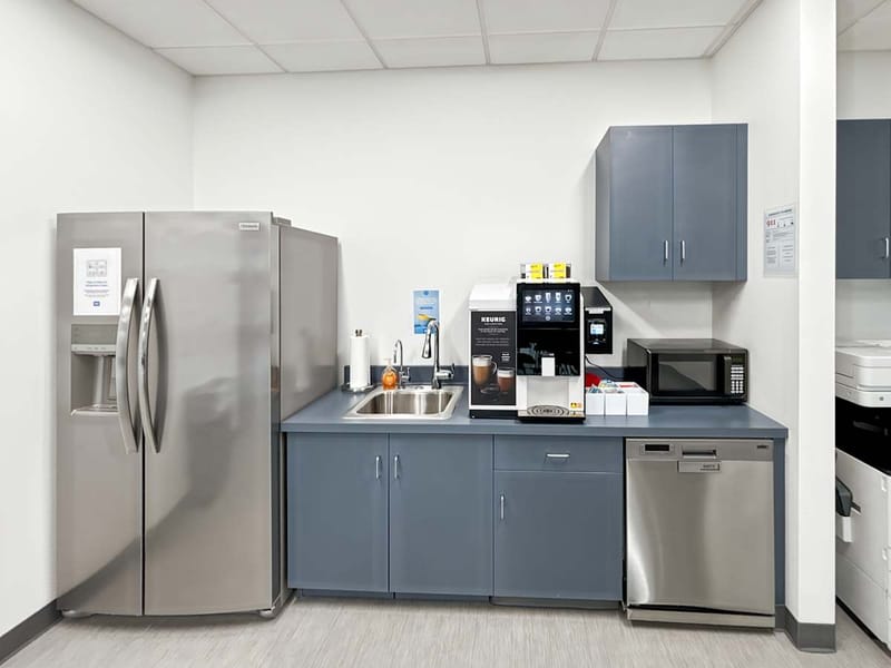 Hq - 5701 Truxtun Ave.,Suite 220 image 6