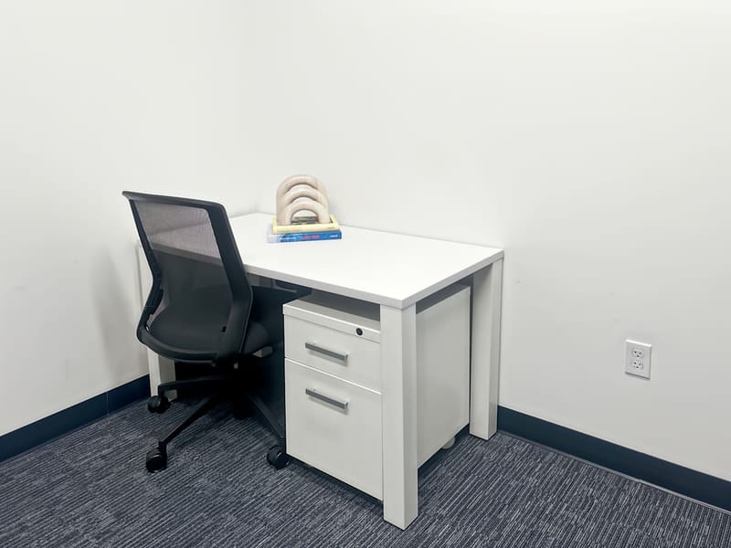 Hq - 5701 Truxtun Ave.,Suite 220 image 7