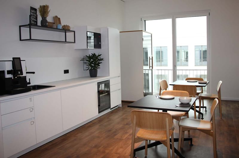 Regus - Johanna-Kinkel-Straße 1 + 2 image 6