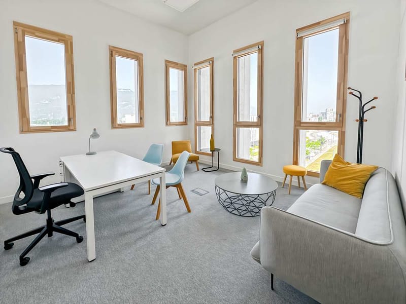 Regus - Rue Felix Esclangon image 5