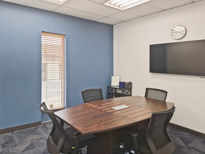 Hq - 335 Hoffer Dr image 3