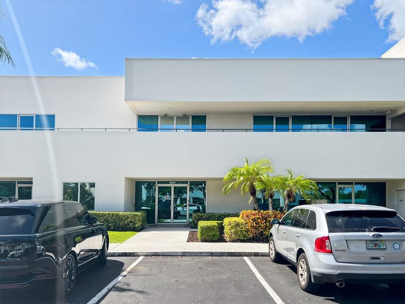 Regus - 6501 Park Commerce Blvd image 9