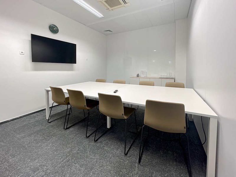 Regus - Galvaniho 15/A image 3