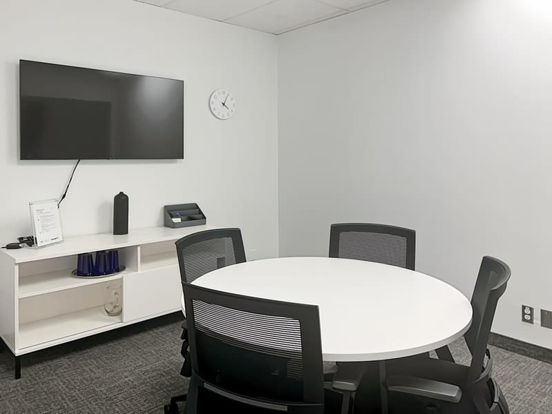 Regus - 116 Lisgar St,6th Floor image 3