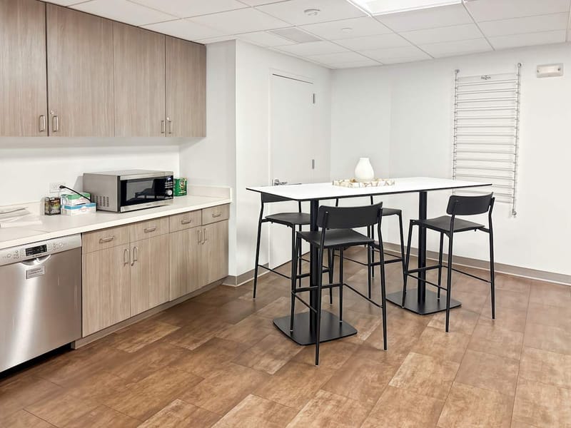 Regus - 9 West Broad Street,3rd Floor image 8