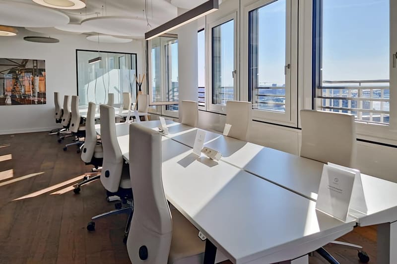 Signature - Signature by Regus Watermark,Überseeallee 10 image 8