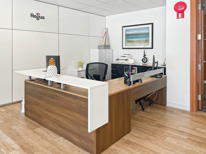 Regus - 903-8th Avenue SW,Suite 900 image 2