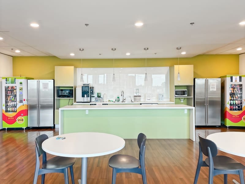 Regus - 903-8th Avenue SW,Suite 900 image 6