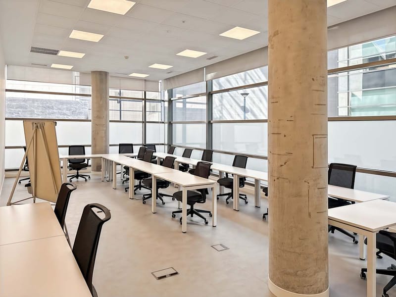 Spaces - PE AVALON, Calle Santa Leonor 65 image 10