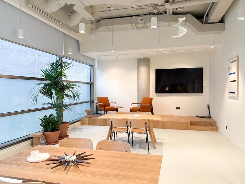 Spaces - PE AVALON, Calle Santa Leonor 65 image 5