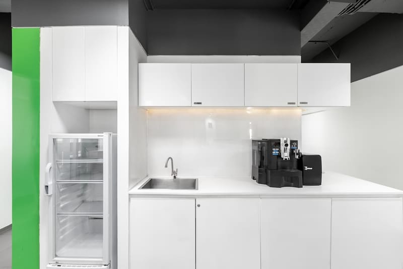 Regus - 2nd  Floor, Unit No. 1-4.2/A & 23-26.2/B Benoa,Square Building Jl. Bypass Ngurah Rai No. 21 A,Kedonganan, Kuta-Bali image 6