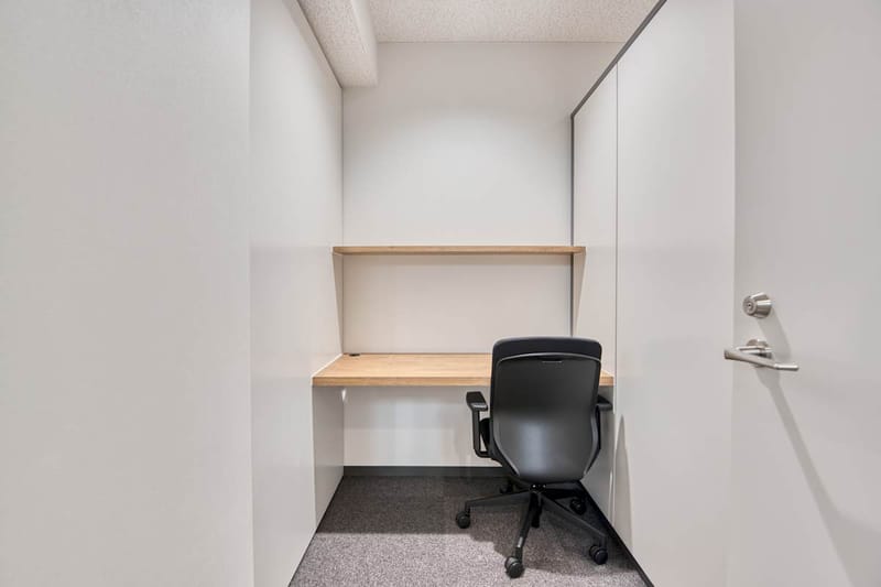 Regus - Nishinihon Shinbun Building16F,Tenjin Skyhall,1-4-1 , Tenjin , Chuou-Ku , Fukuoka-Shi image 13