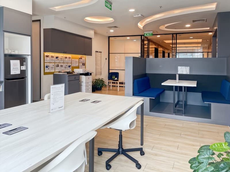 Regus - Jl. Dr. Ide Anak Agung Gde Agung Blok 6 No. 3,Menara Sunlife image 5