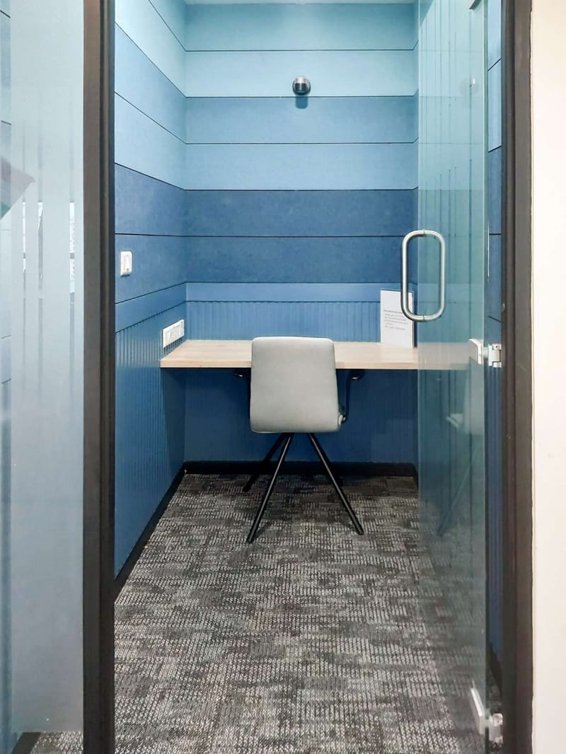 Regus - Supreme Business Park, Supreme City, Village Powai,Unit no. B-501/A, 5th floor, Wing 'B' image 8