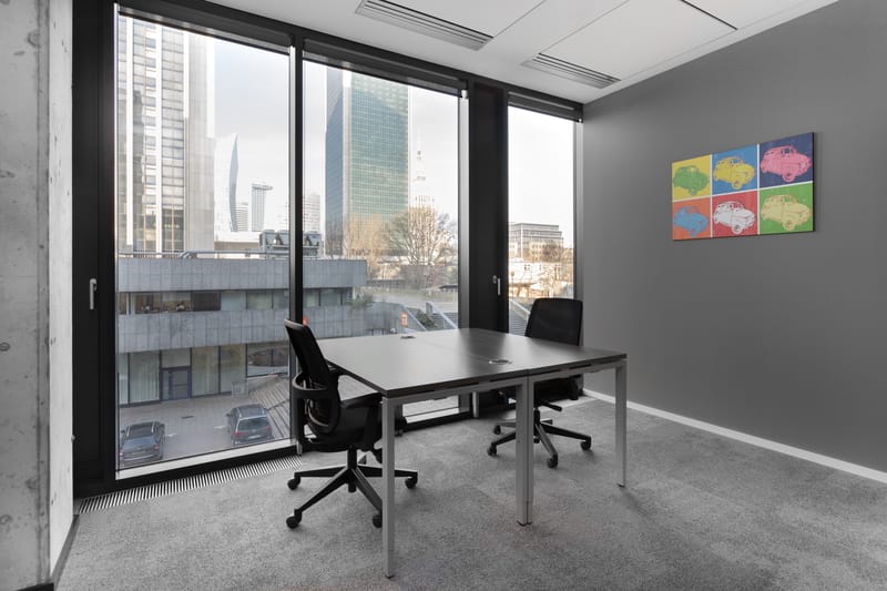 Regus - Park Avenue,2 nd floor,70 Wspolna street image 7