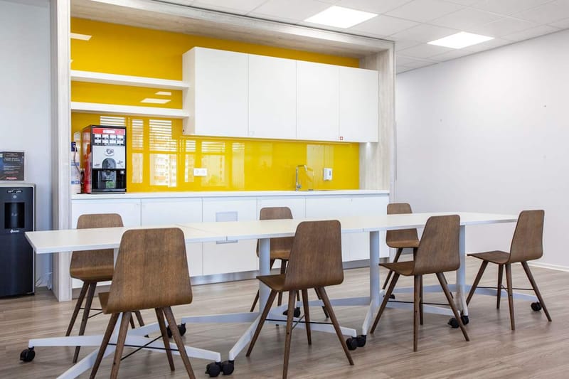 Regus - 3rd floor, Sun Plaza Shopping Centre building,391 Vacaresti Street,District 4 image 5