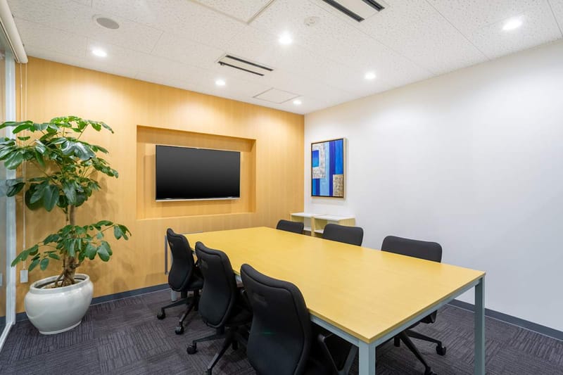 Regus - 1F & 4F & 5F  Hawk City Naha Building,1-10-24 Matsuo, Naha-shi image 3
