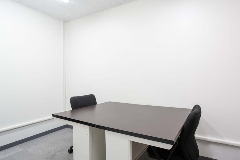 Regus - 1F & 4F & 5F  Hawk City Naha Building,1-10-24 Matsuo, Naha-shi image 8