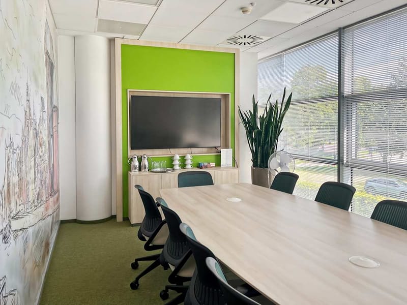 Regus - Opera Office,13A Zwyciestwa street,1st and 2nd floor image 6
