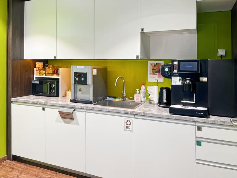 Regus - Opera Office,13A Zwyciestwa street,1st and 2nd floor image 9