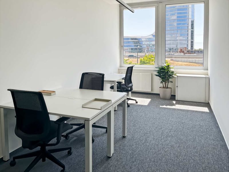 Regus - Neumann János u. 1/B image 4