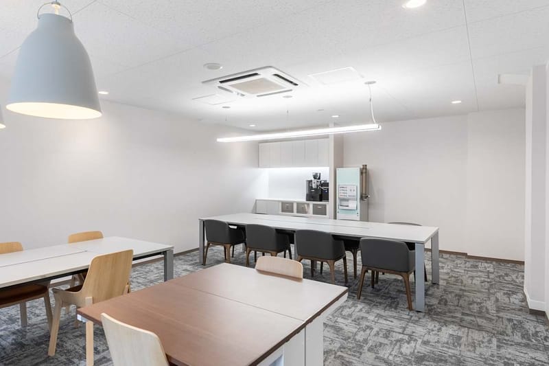 Regus - 2F　Denki Building Honkan,3-1 Sakurabashi Dori image 6